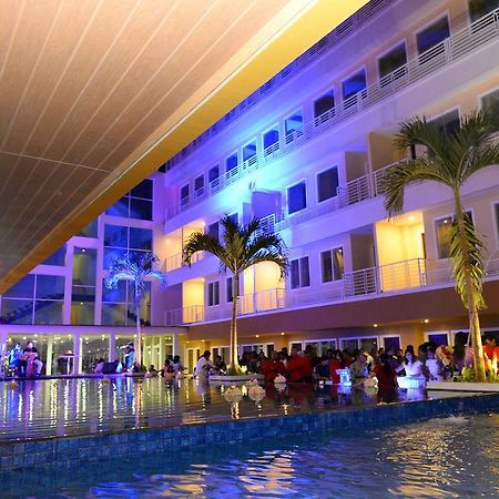 Sylvia Hotel Premier Kupang Kupang  Exterior photo