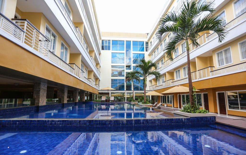 Sylvia Hotel Premier Kupang Kupang  Exterior photo
