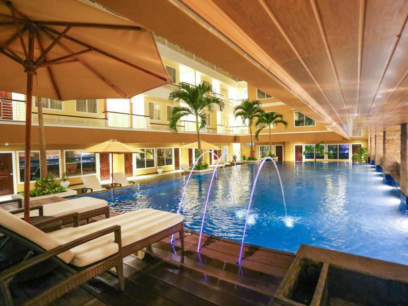 Sylvia Hotel Premier Kupang Kupang  Exterior photo